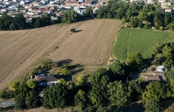 Terrain 470 m²