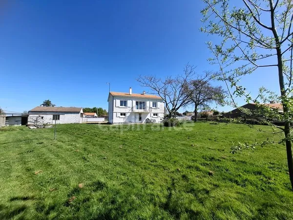 Maison à vendre 6 pièces NOTRE DAME DE RIEZ (85)