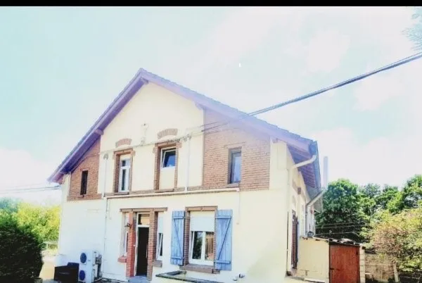 Maison familiale à PETITE-ROSELLE