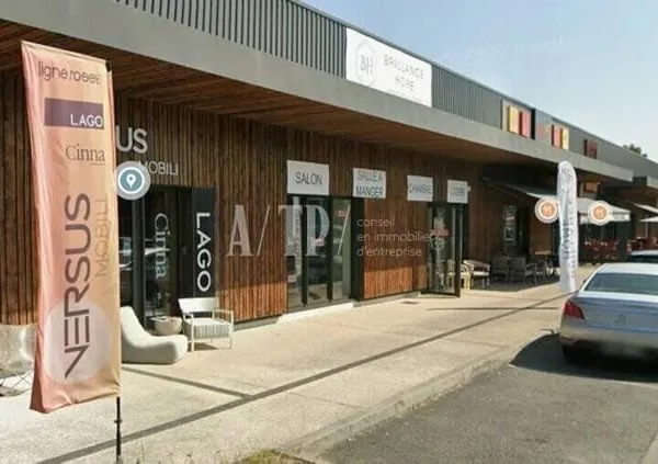Local commercial 350 m²