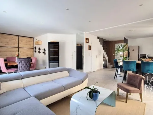 Maison moderne à ARC-SUR-TILLE
