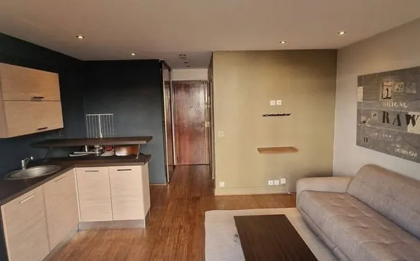 Studio 1 pièce 26 m²