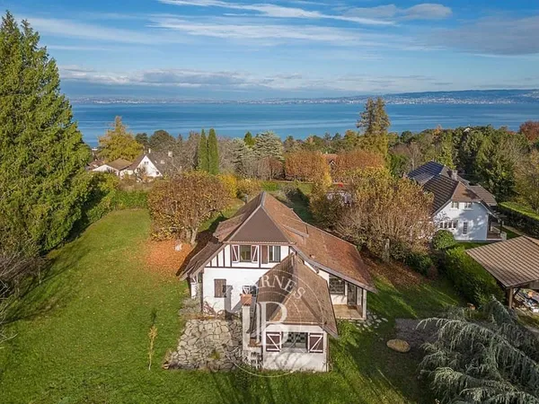 Évian-les-Bains - Cottage - Terrain de 4 688 m² - Vue lac - 4 chambres