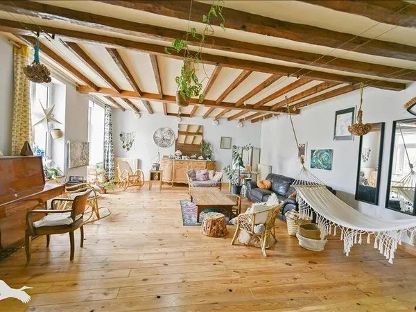 Maison de plain-pied 13 pièces 325 m²