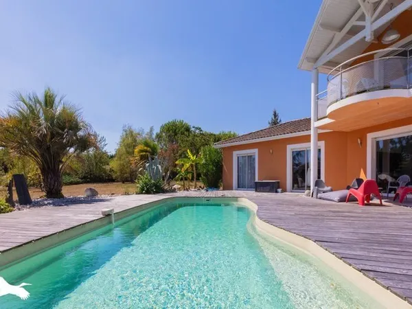 Villa de 5 pièces principales