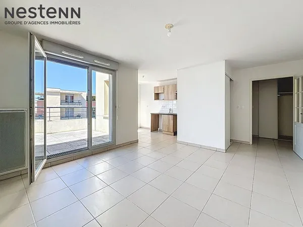 À LOUER - TOULOUSE POUVOURVILLE - Appartement T3 de 60 m² dans une résidence, 2 parkings en sous sol