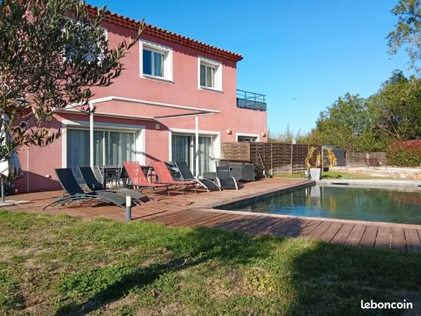 Coup de coeur - Villa + Studio indépendant - La Crau