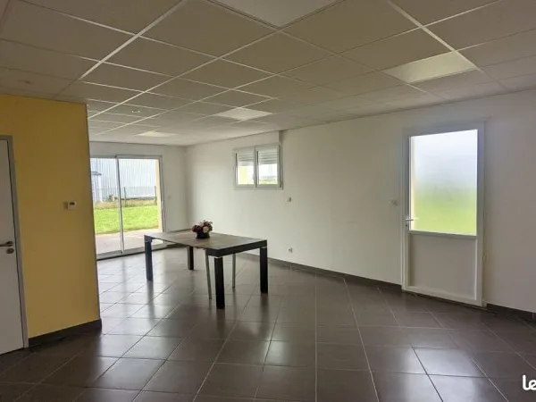 Local 38 m² Aiserey
