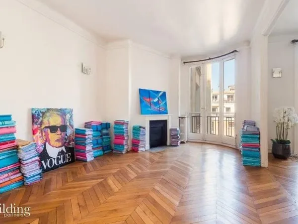 Paris 16ème - Square Lamartine - Appartement 5 pièces de 130,1 m²