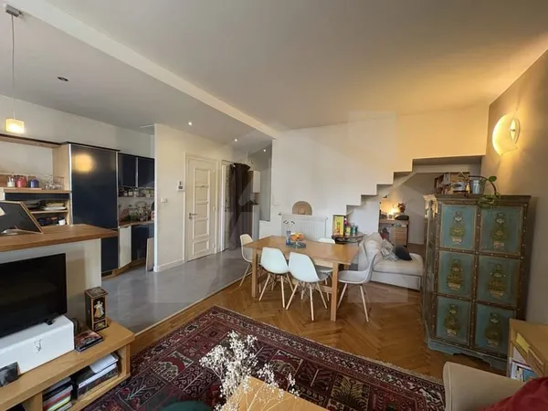 Triplex - 5P+C - 101,84m2