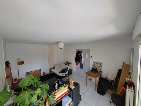 T2 - 50m ²