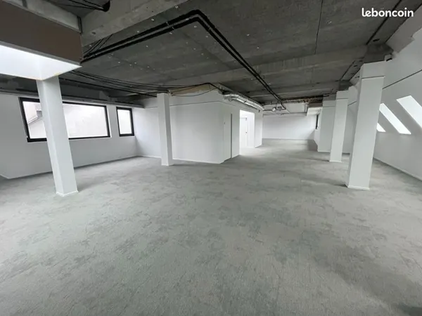 Bureaux 235 m² LANDERNEAU
