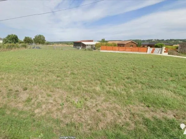 Terrain 1350 m²