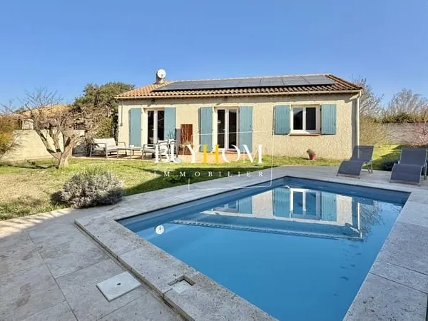 'AMBRE' MAISON 3 CHAMBRES JARDIN PISCINE