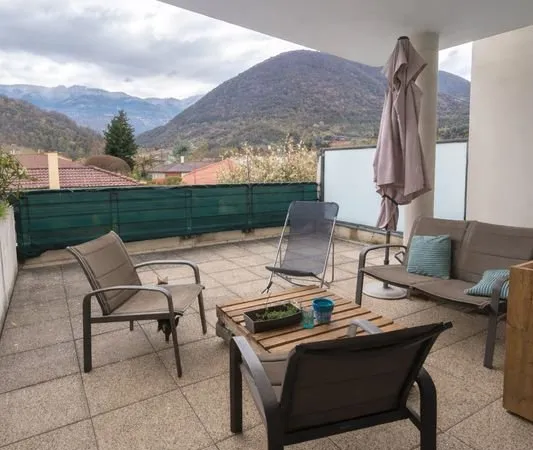 Vif - T4 82 m² avec grande terrasse