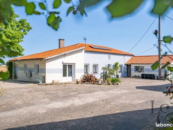 Maison 4 pièces 160 m²