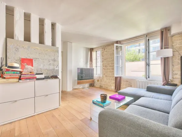 PARIS VI - DUROC 2 PIECES DE CHARME DE 42m2 en parfait état