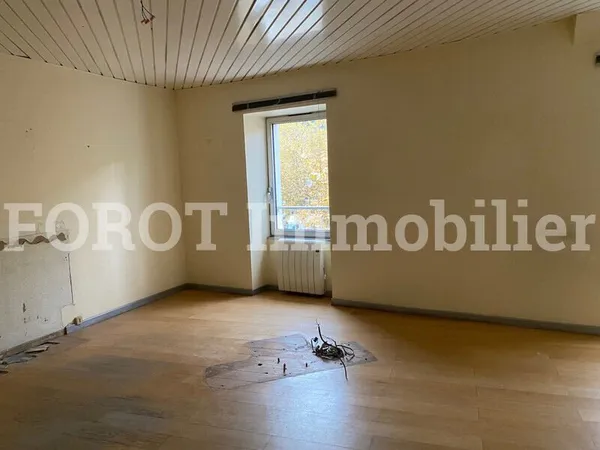 Bureau et espace de travail Vente Lamastre 7p 120m² 85000€