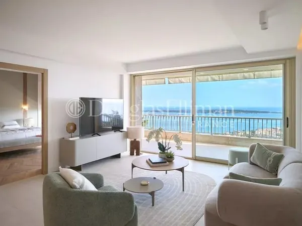 CANNES CALIFORNIE - Sublime appartement de 3 chambres avec vue mer panoramique