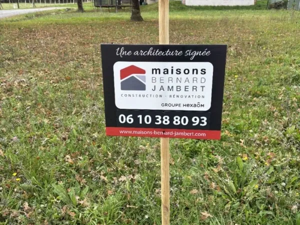 Terrain 366 m²