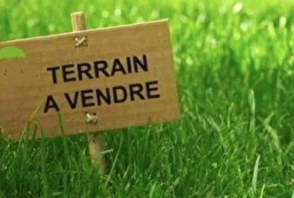Terrain 396 m²