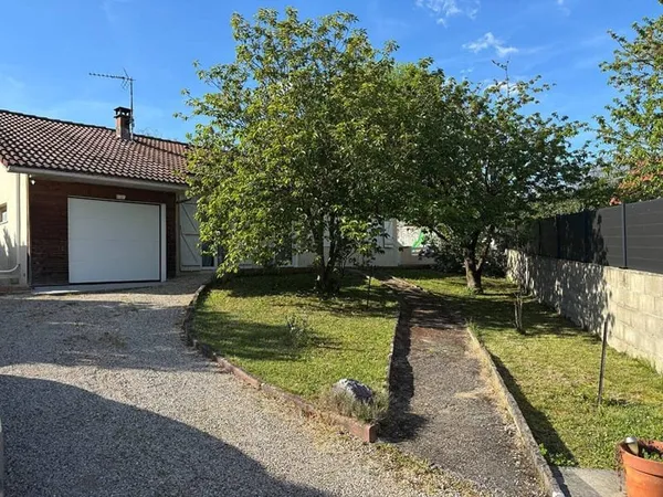 Maison de plain-pied 4 pièces 94 m²