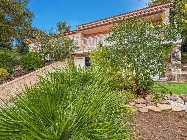 Vente Maison, 6 Pièces, 126 m2 + Studio de 33 m2, Garage, Terrasses, Jardin, Piscine - Quartier La S