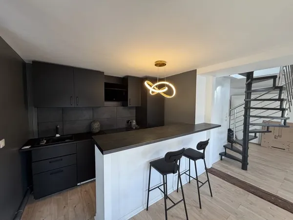 APPARTEMENT F2 BIS - 60 m2 - CENTRE-VILLE THIONVILLE