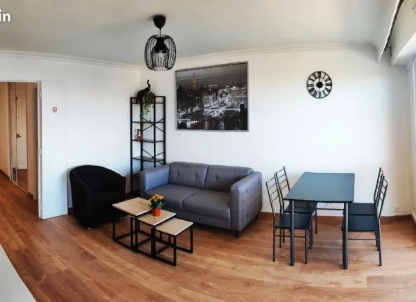 🏡 CHAMBRE EN COLOCATION 100 % FÉMININE - DISPONIBLE À PARTIR DU 1er MAI - CRÉTEIL