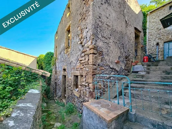 Graissessac  Ruine à réhabiliter avec terrain de 2 500 m² et vue dominante