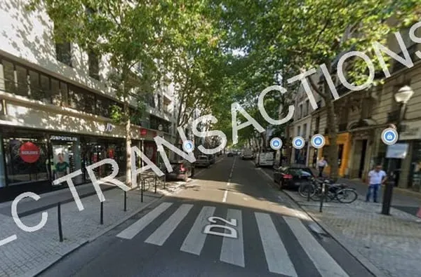 Boutique 2 pièces 107 m²