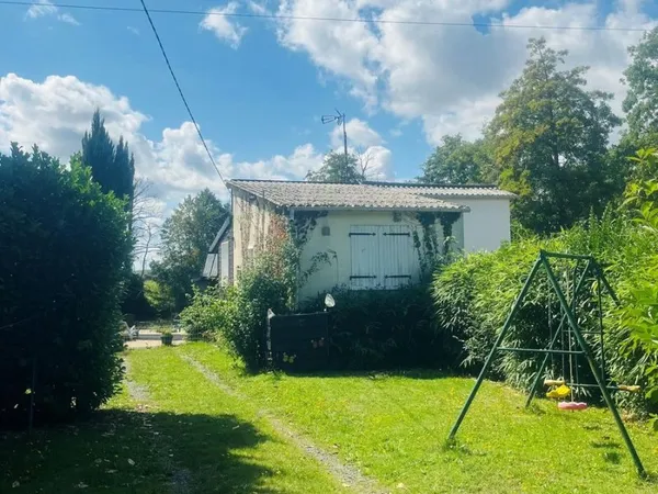 Terrain 33 m² Neuville-sur-Sarthe