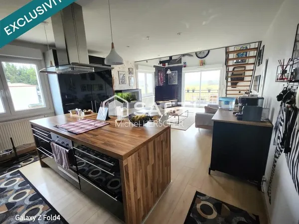 Bel appartement de 160 m² avec double garage, une terrasse avec vue dégager