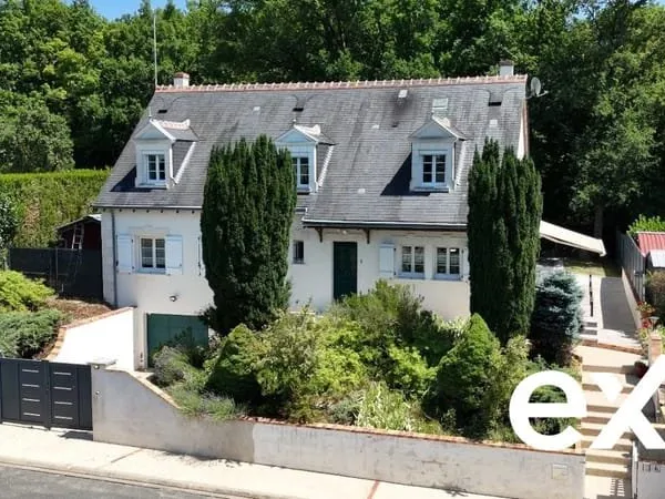 Grande maison familiale au calme à La Croix-en-Touraine