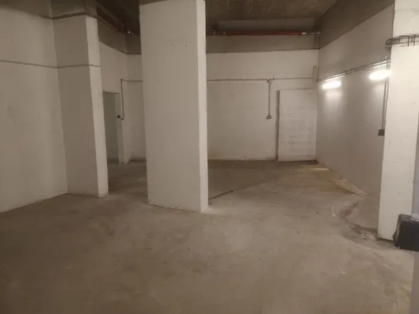 Parking 115 m²