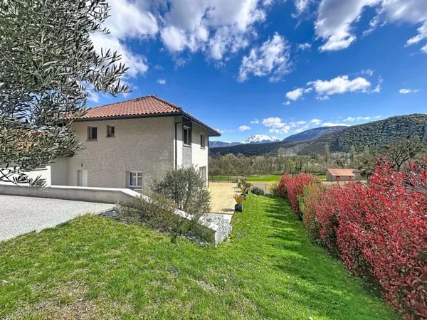 Maison de luxe 4 pièces 105 m²