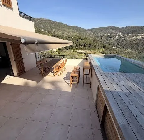 Villa 4 pièces 135 m²