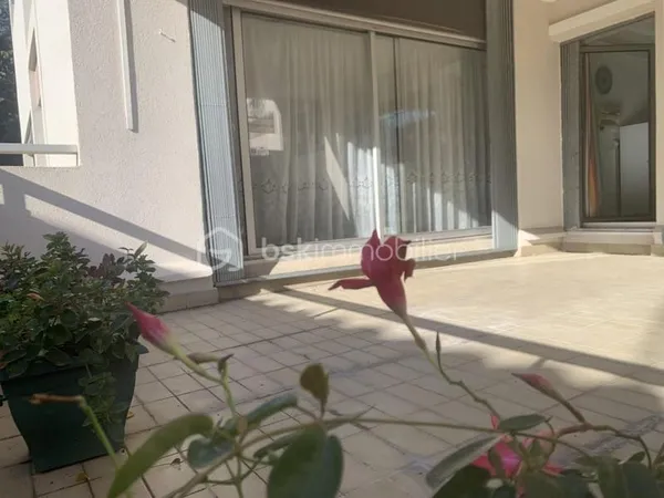 Nîmes - Quartier Quai de la Fontaine | Appartement 98 m² avec terrasse et parking