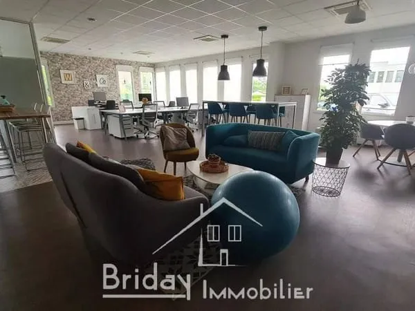 Local commercial 135 m²