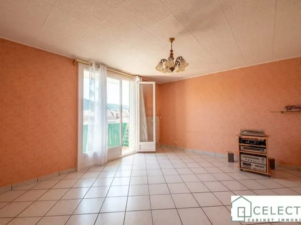 T3 lumineux avec balcon plein sud et vue dégagée - 70 m²