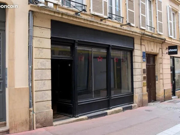 À LOUER : local commercial 60m² Metz hypercentre