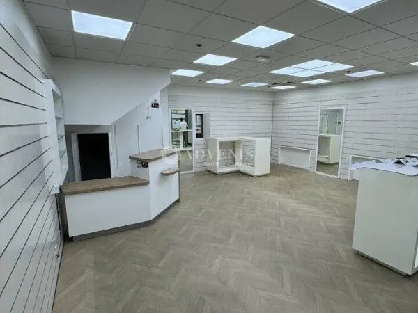Local commercial 87 m²