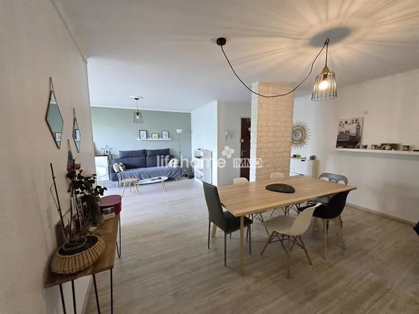 Exclusivité-Appartement T4 lumineux en résidence rénovée