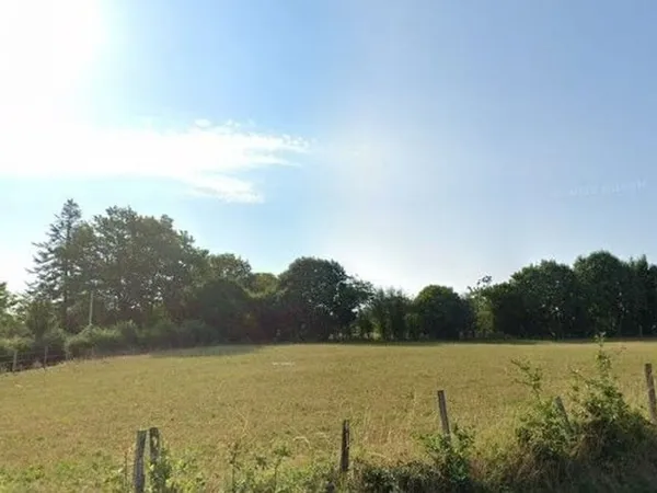 Terrain 4615 m²
