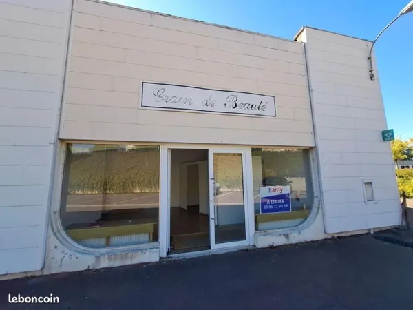 Bureau 46 m²