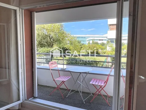 BORDEAUX Ravezies Appartement 3 chambres , parking et cave