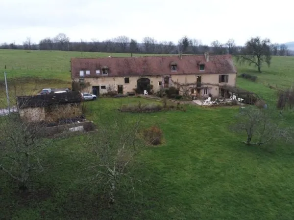 Viager occupé : corps de ferme restauré, nature