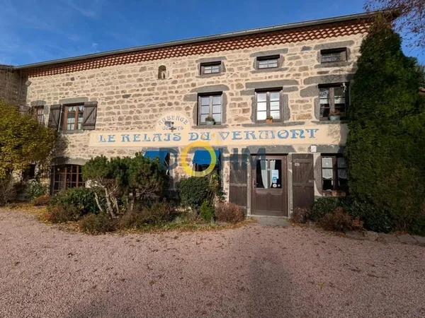 Auberge avec chambres d'hôtes ( murs + fonds de commerce)