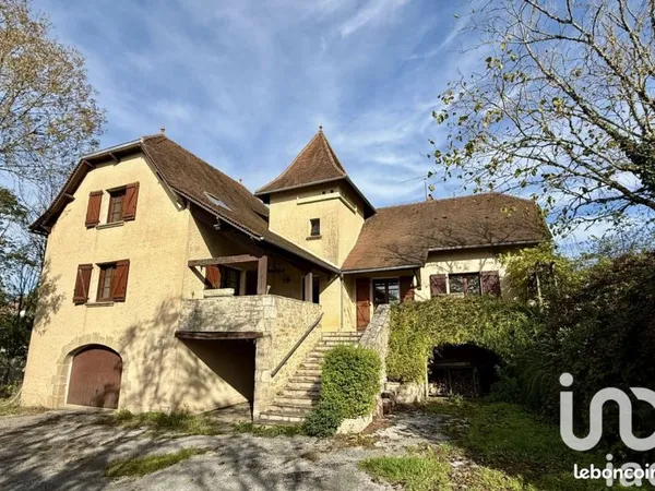 Maison 9 pièces 186 m²