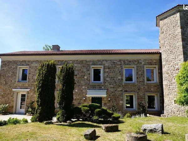 Propriété 12 pièces 390 m²